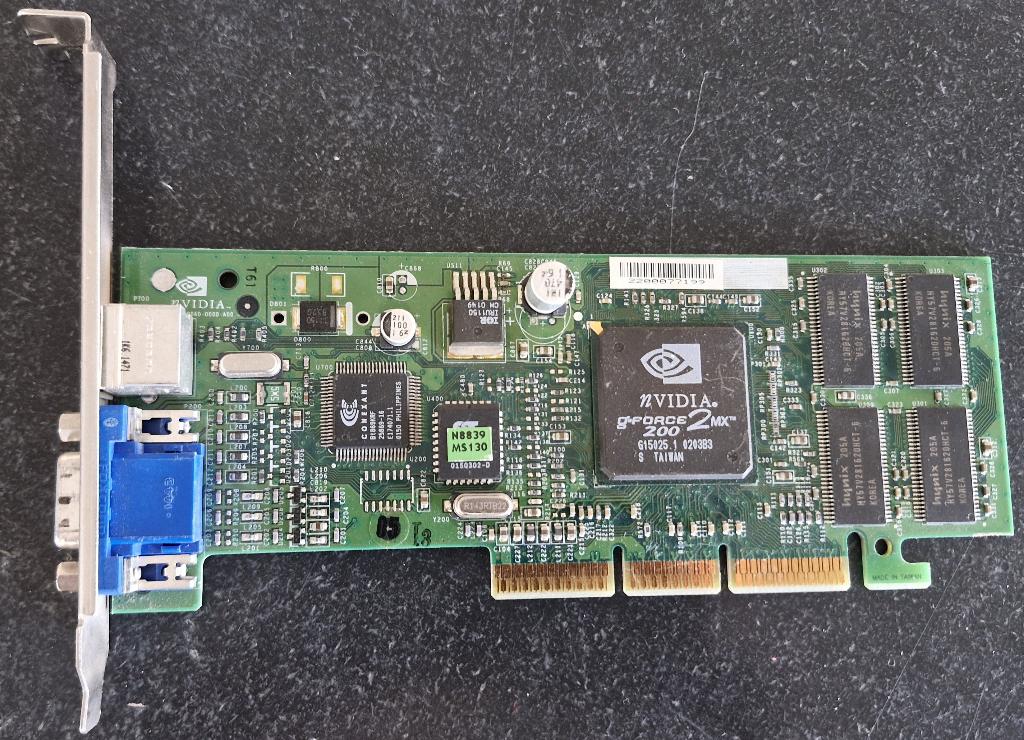 NVIDIA GeForce 2 MX 200, Gebruikt, -, Tv-Out, Ophalen of Verzenden