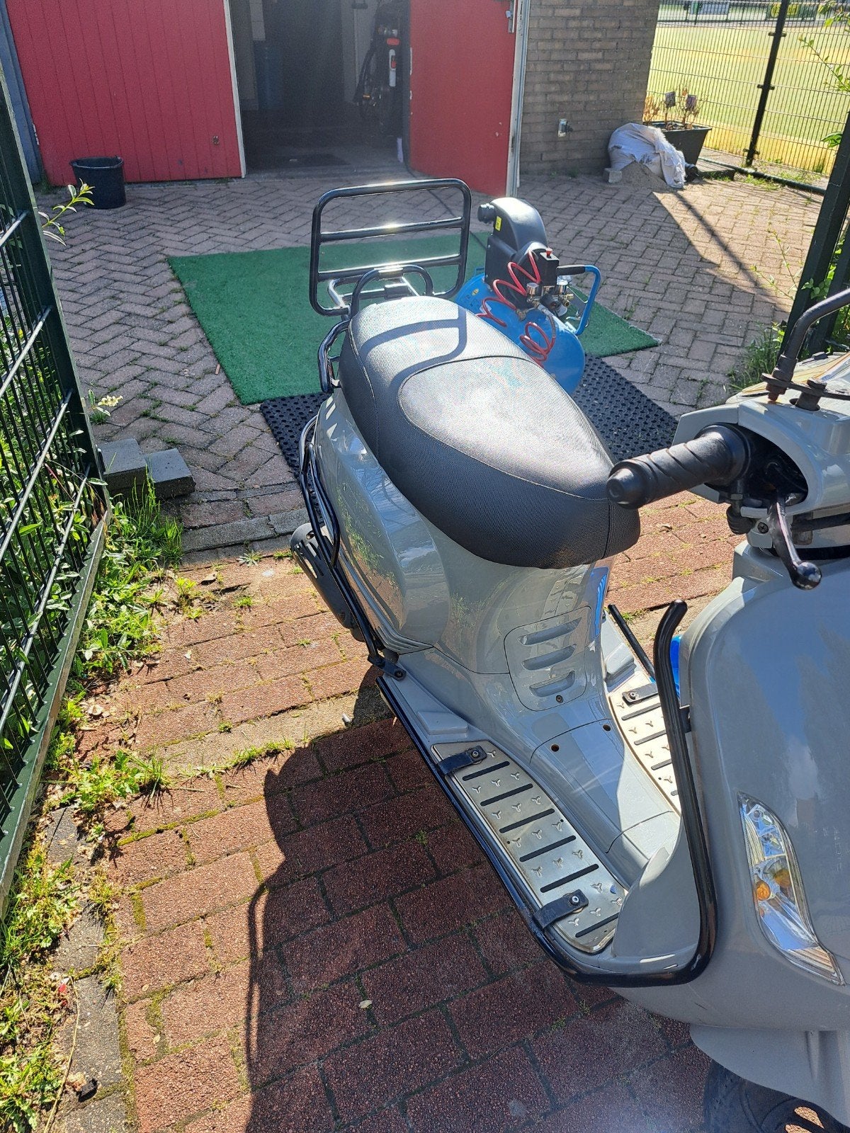 scooter la souri merk,1200 km stand blauwe kenteken, tel 061, Ophalen of Verzenden, Benzine, Overige merken