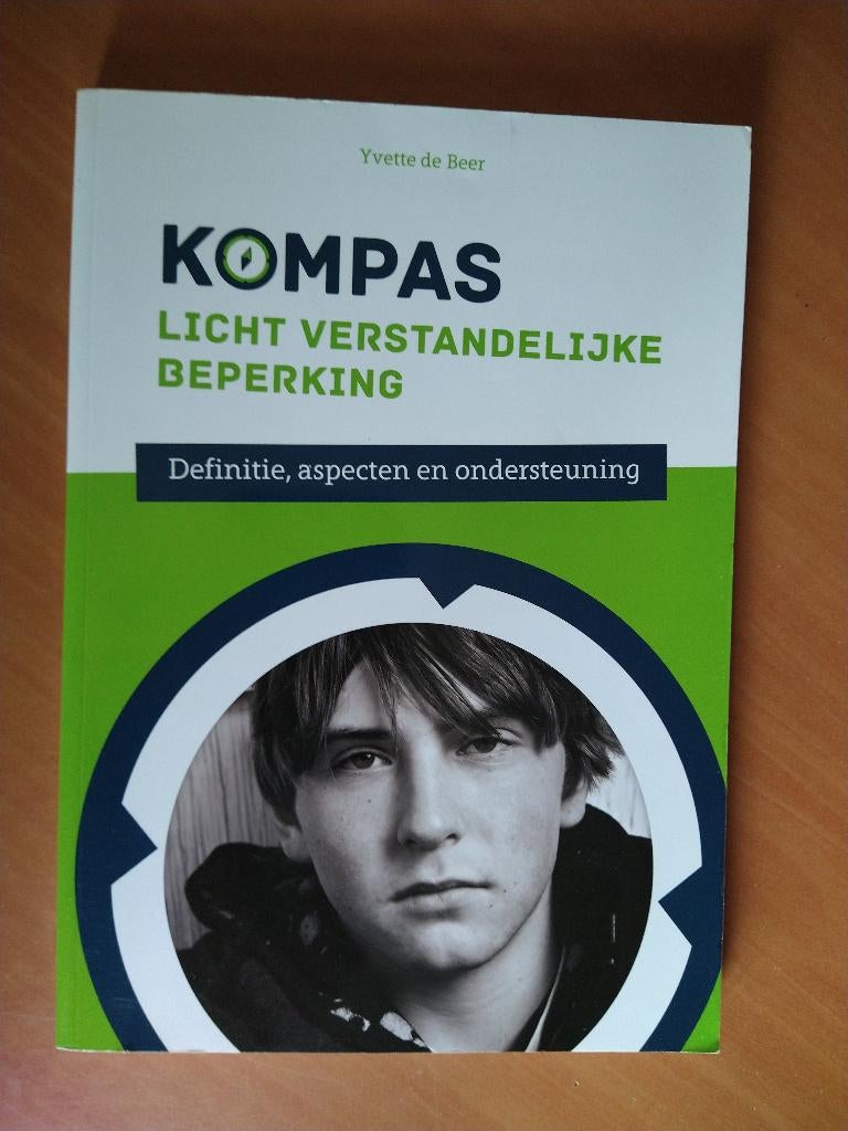 Beer, Yvette de. Kompas Licht verstandelijke beperking, Boeken, Studieboeken en Cursussen, Ophalen of Verzenden, Beta, Zo goed als nieuw