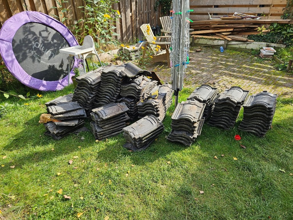 Dakpannen De Valk Meuwissen, Ophalen, Steen of Klei, Zwart, Dakpannen
