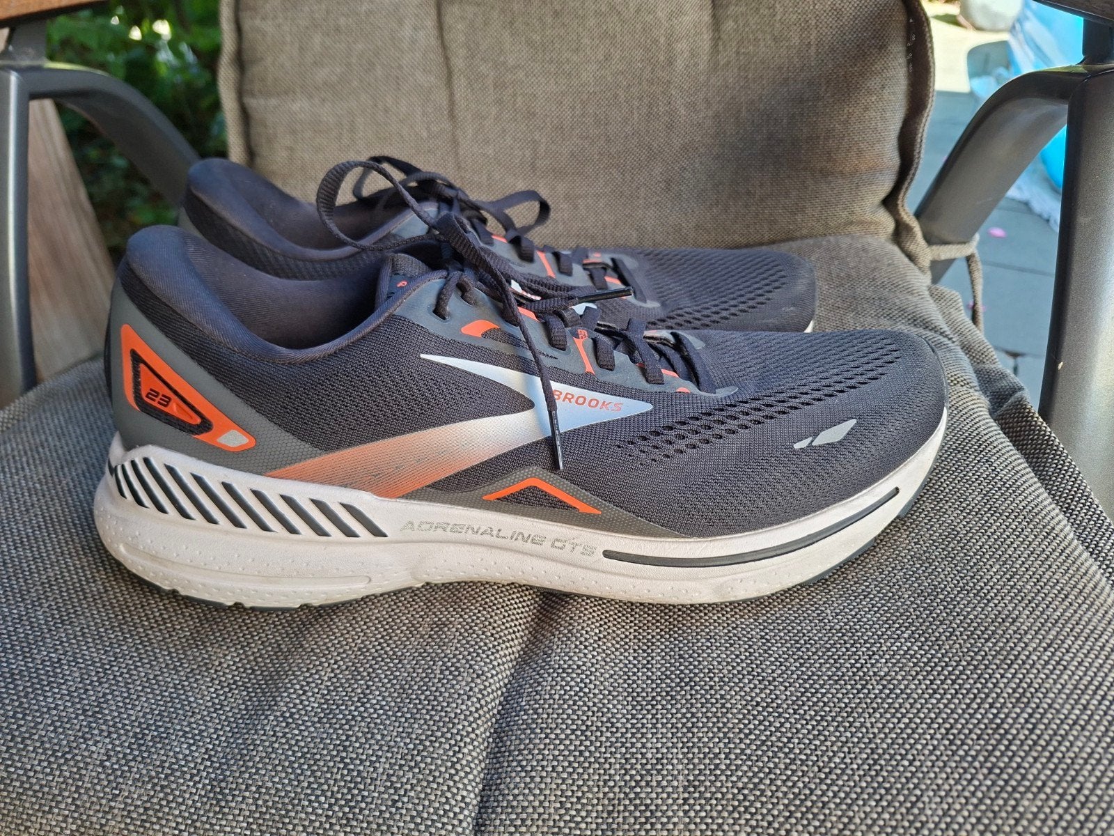 Brooks GTS Adrenaline 23 - Maat 46 - Nauwelijks gebruikt, Sport en Fitness, Loopsport en Atletiek, Ophalen of Verzenden