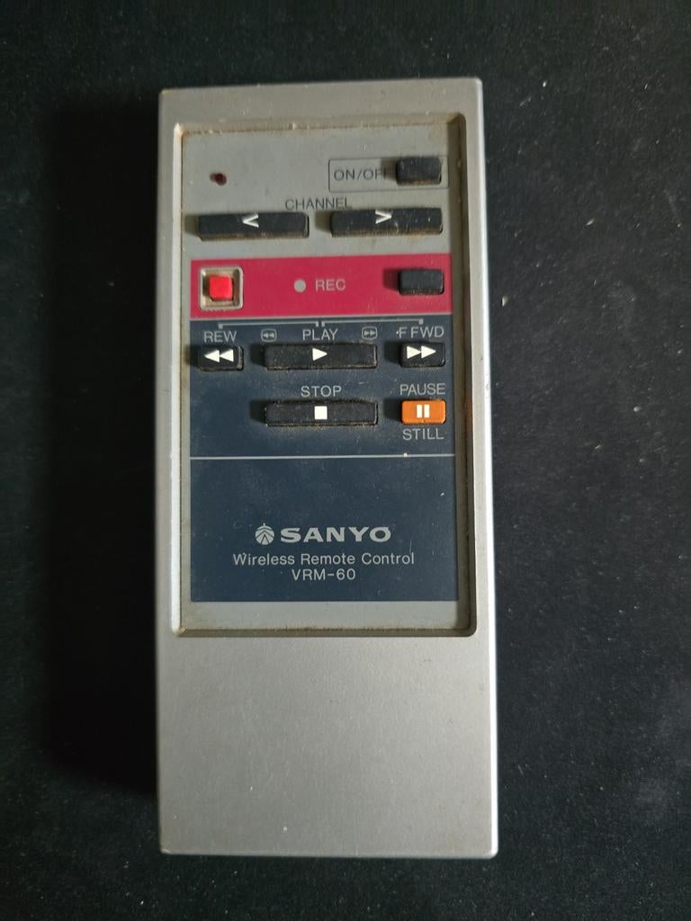 Sanyo VRM-60 videorecorder afstandsbediening, Ophalen of Verzenden, Origineel