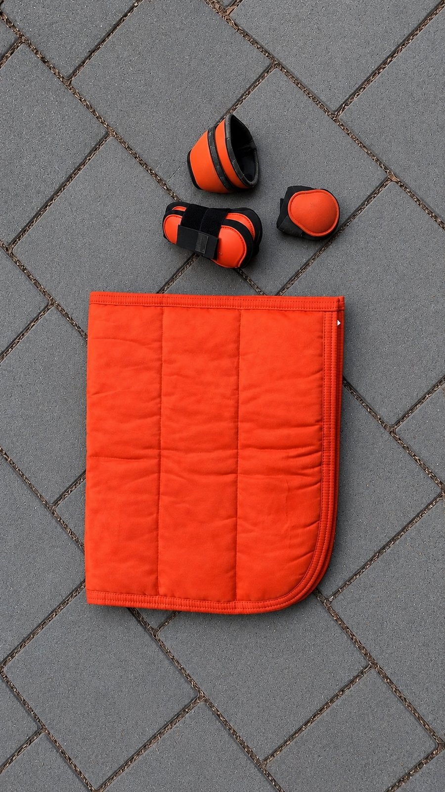 QHP oranje ponyset – dekje, beenbeschermers & springschoenen, Dieren en Toebehoren, Ophalen of Verzenden, Zo goed als nieuw