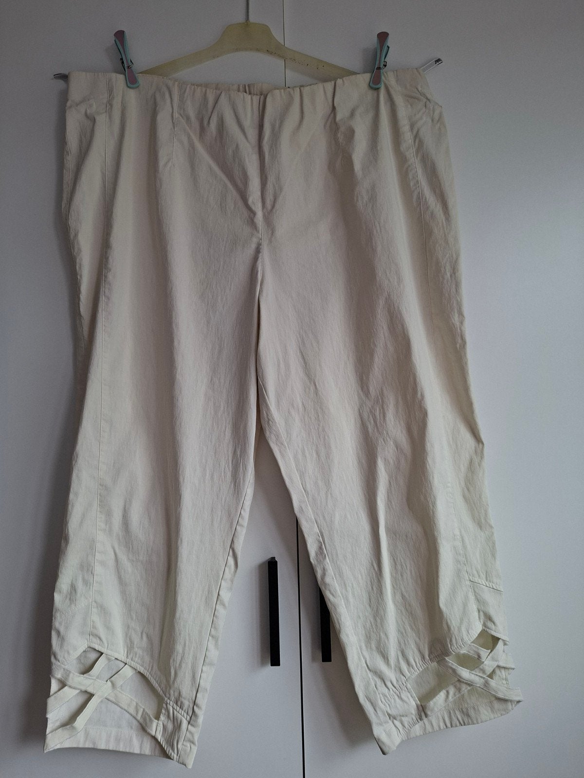 2 nieuwe Zomerbroeken Ulla Popken & Sempre Piu maat 54 & 56, Sempre Piu & Ulla Popken, Ophalen of Verzenden, Nieuw, Broek of Spijkerbroek