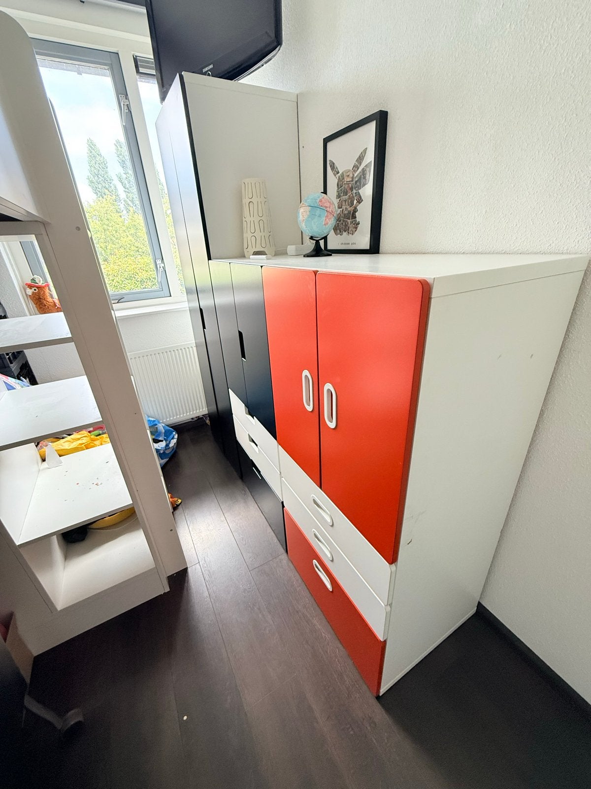 IKEA Stuva / Småstad kast met rode deuren en lades, Ophalen, Gebruikt, 50 tot 70 cm, 105 cm of meer