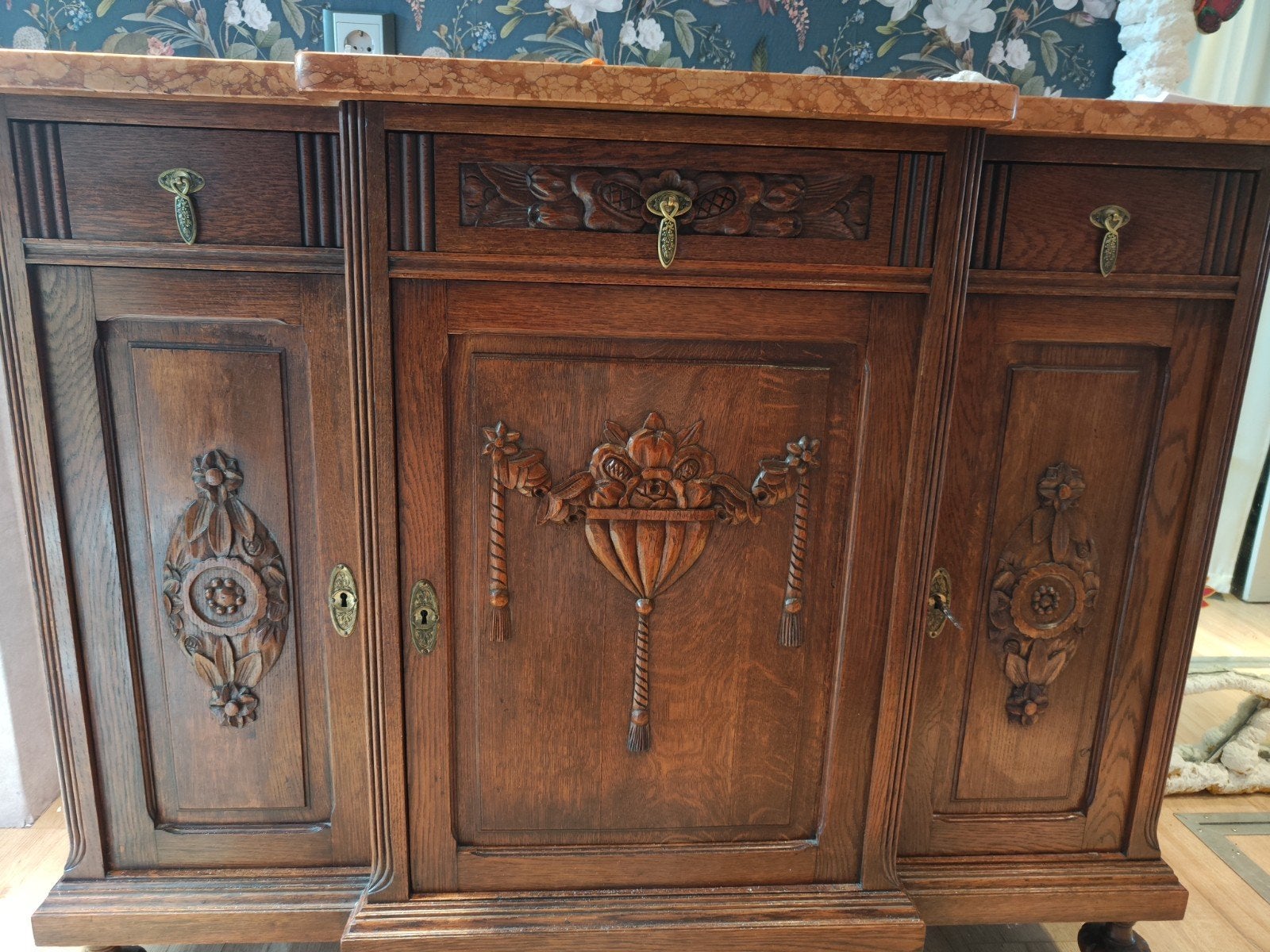 Oud dressoir, Antiek en Kunst, Antiek | Meubels | Kasten, Ophalen