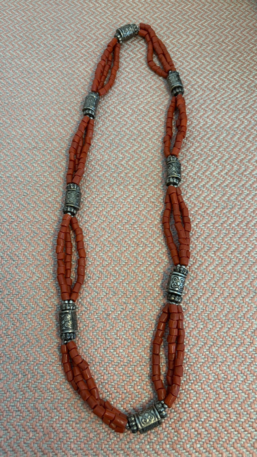 Prachtige ketting van echt bloedkoraal met zilveren accenten, Sieraden, Tassen en Uiterlijk, Kettingen, Gebruikt, Ophalen of Verzenden