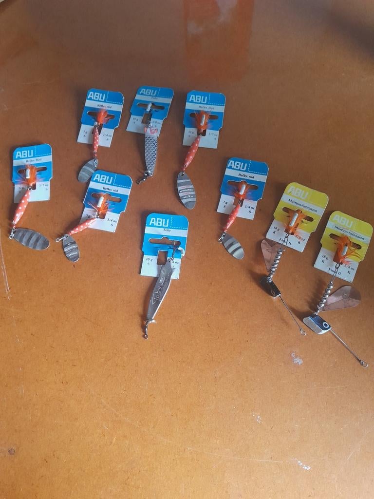 Mooi nieuw vintage Abu kunstaas set: Toby, Mörrum, Reflex, Ophalen of Verzenden, Nieuw, Kunstaas