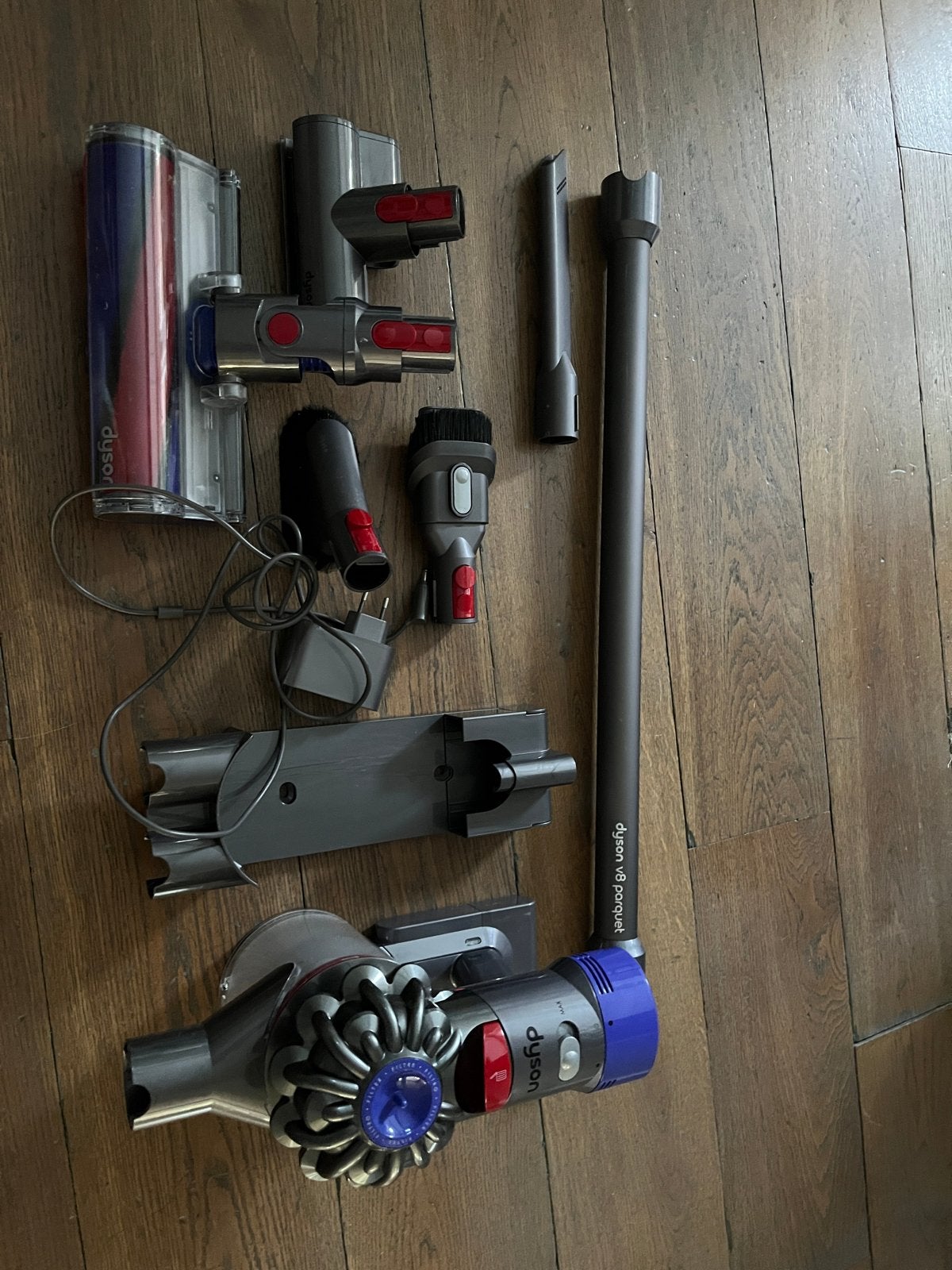 Dyson V8 Parquet steelstofzuiger met accessoires, Ophalen, Gebruikt, Draadloos, Dyson