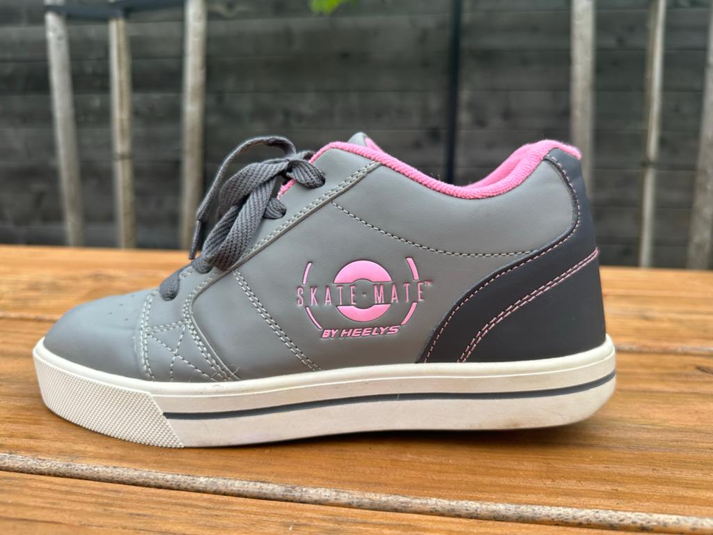 Heelys Skate-Mate rolschoenen grijs/roze, Ophalen of Verzenden, Zo goed als nieuw, Kinderen