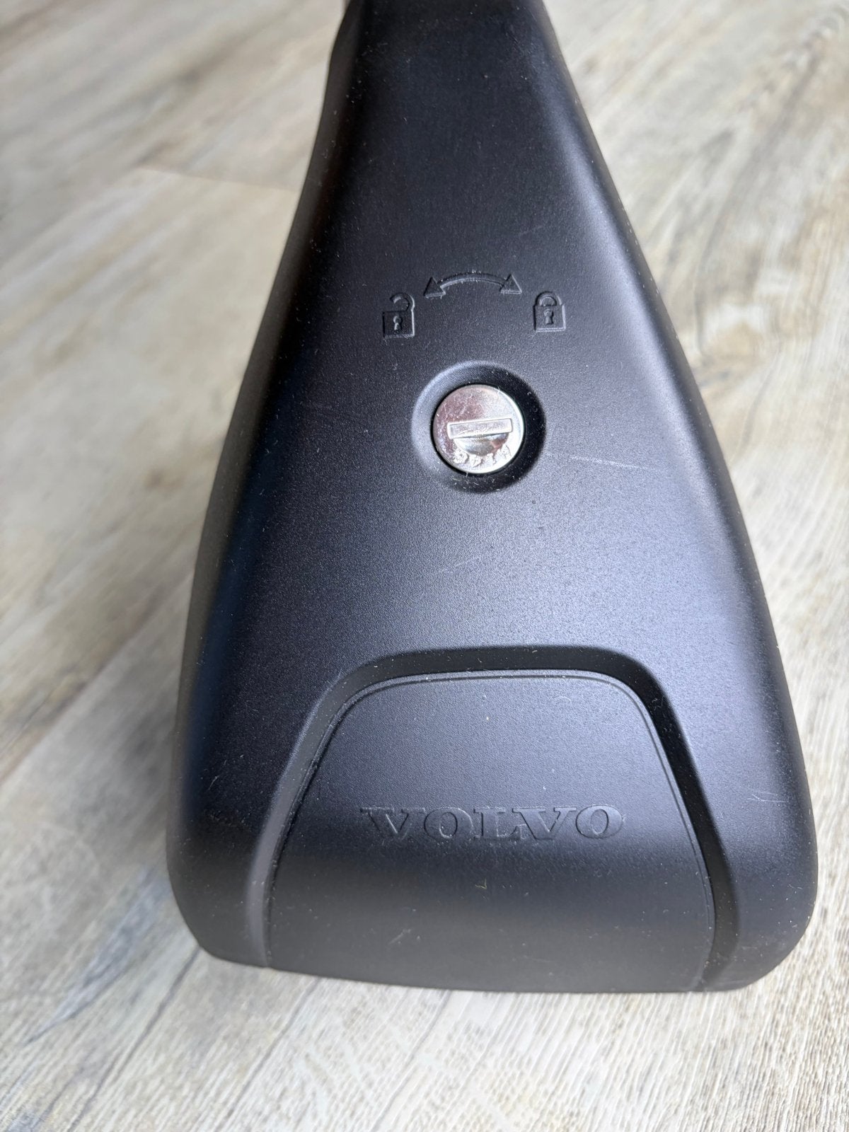 Volvo dakdragers - Origineel en afsluitbaar, Ophalen, Gebruikt