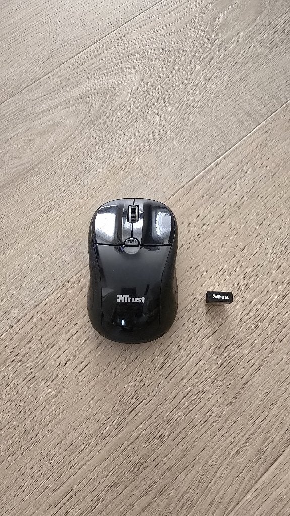 Trust Primo draadloze bluetooth muis kleur zwart, Computers en Software, Muizen, Muis, Ergonomisch, Rechtshandig, Ophalen of Verzenden