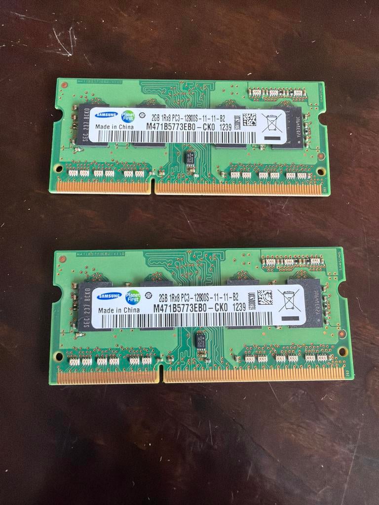 Samsung 2x 2GB PC3-12800S RAM geheugenmodule, Computers en Software, Gebruikt, DDR3, Ophalen of Verzenden, 2 GB