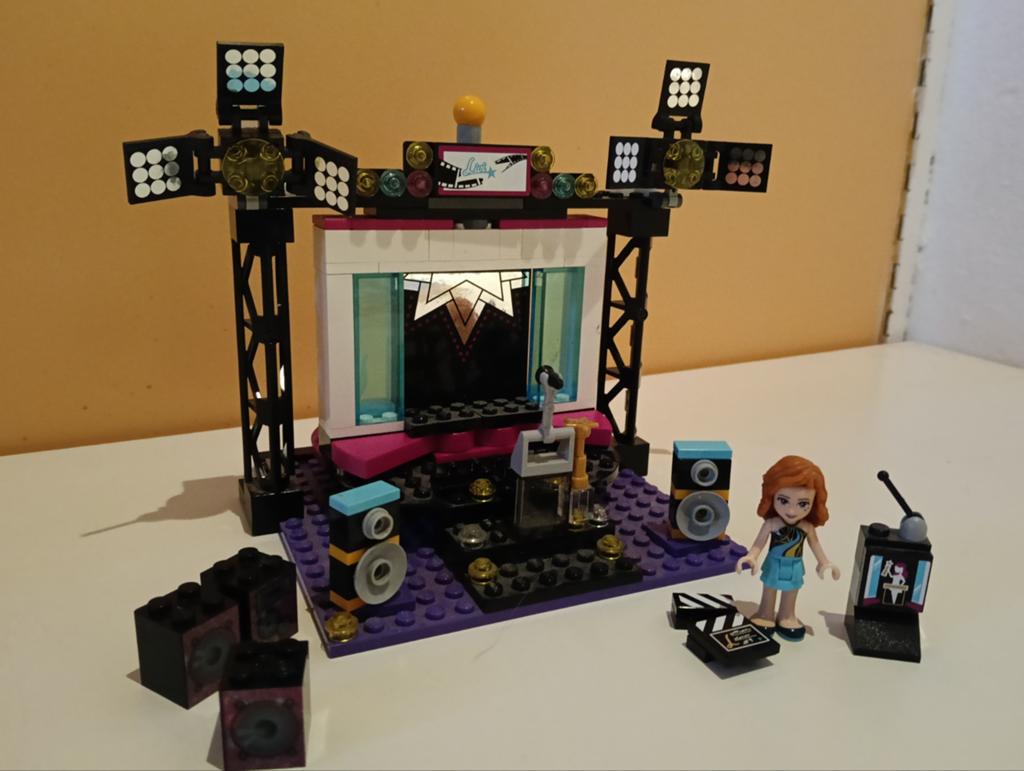 Lego Friends Popster Showpodium 41117, Compleet, Lego, Friends, Ophalen of Verzenden