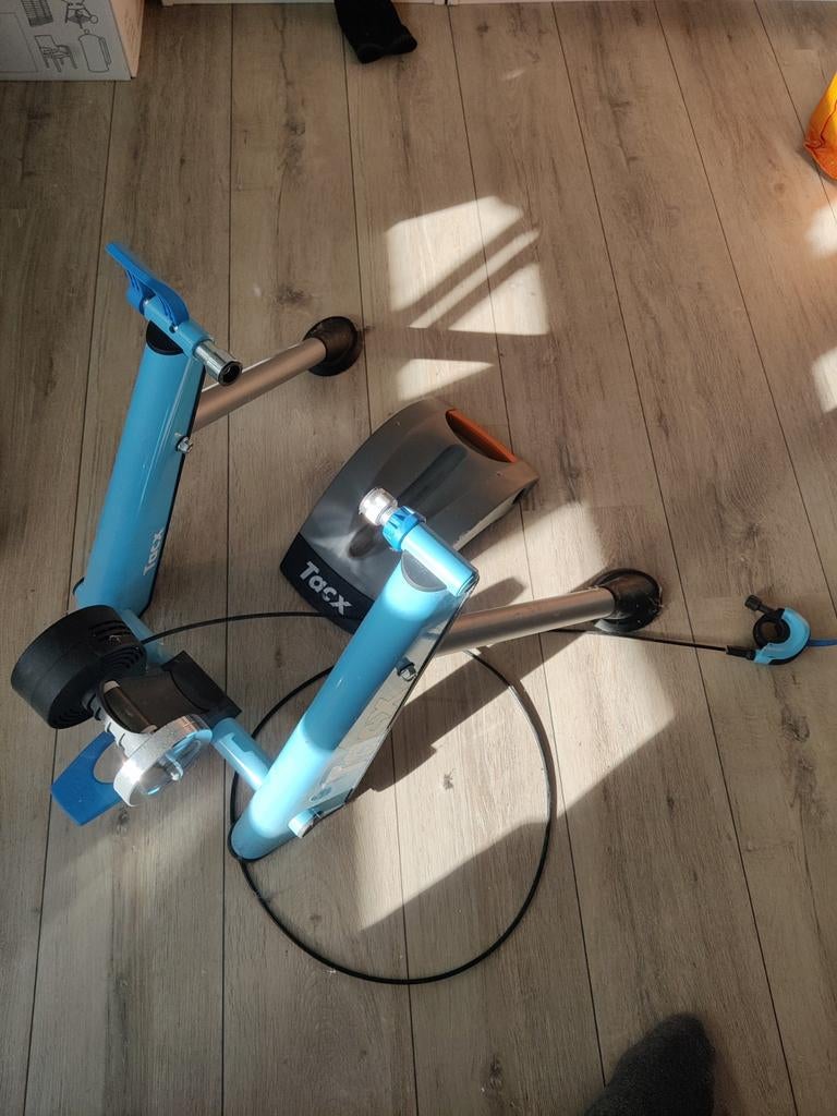 Tacx trainer inclusief voorwielvoet, Ophalen of Verzenden, Zo goed als nieuw, Tacx