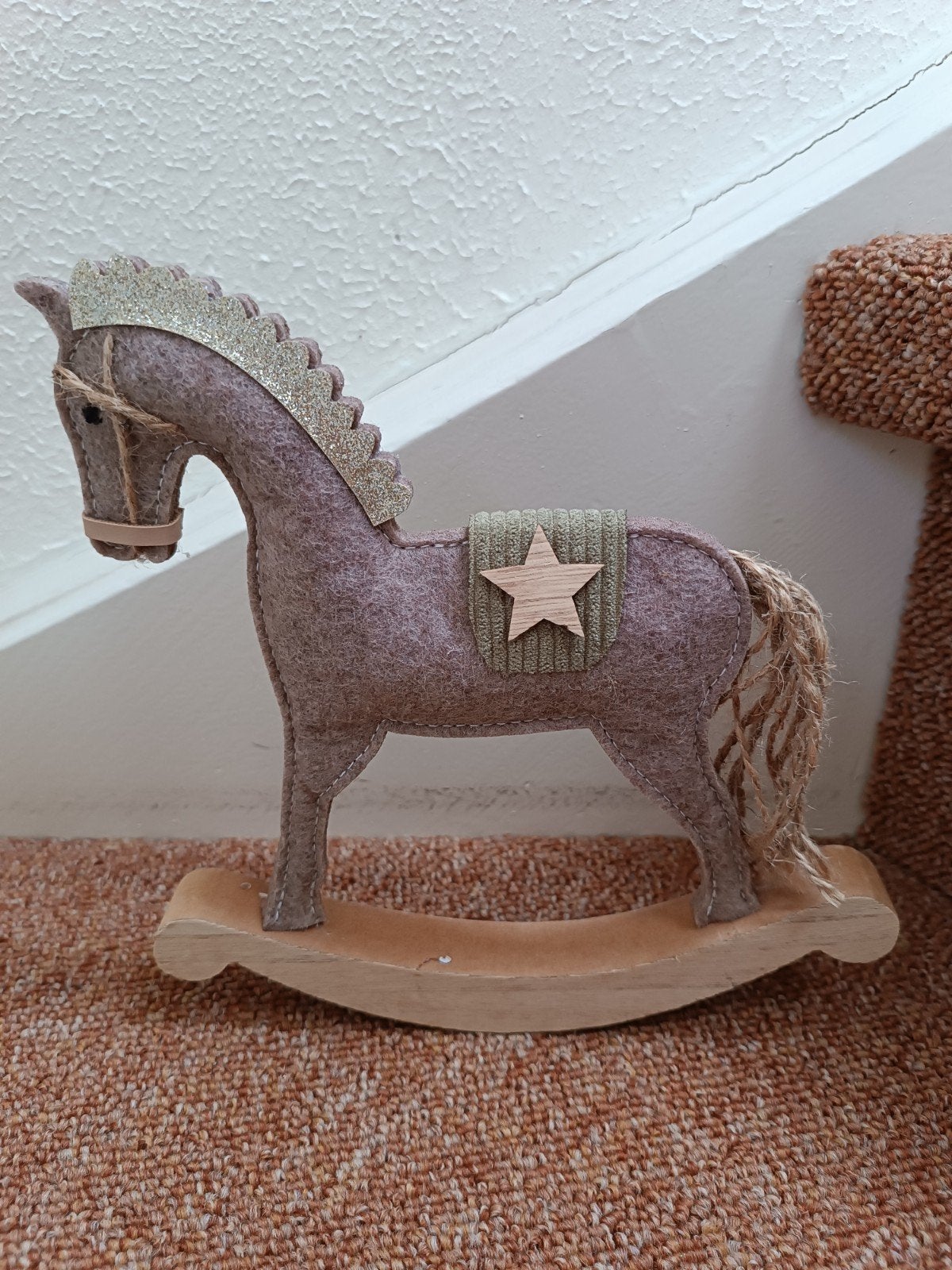 Hobbelpaardje vilt deco, Ophalen of Verzenden