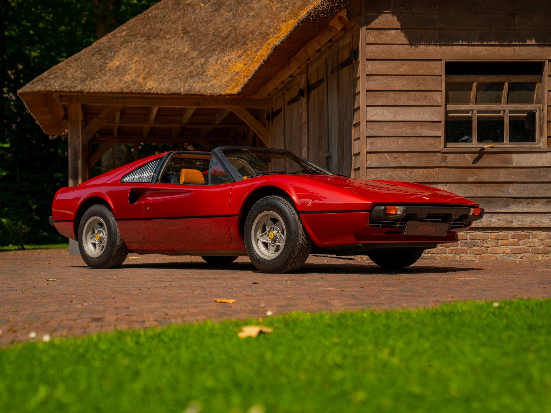 Ferrari 308 GTS (bj 1978), Auto's, 230 pk, Beige, Cabriolet, Bedrijf