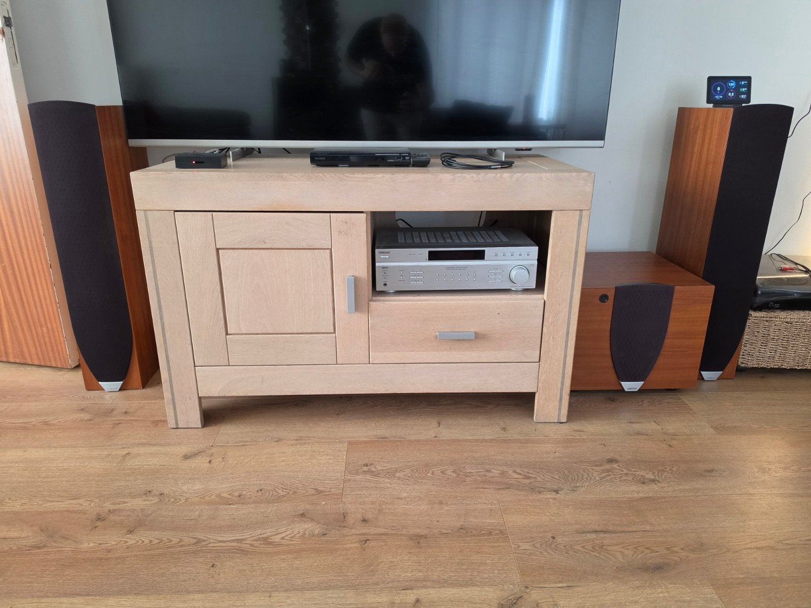 Jamo E 850 Vloerstaande Luidsprekers Jamo E 8SUB Subwoofe, Vloerstaande luidspreker, Gebruikt, Geschikt voor surround/home cinema