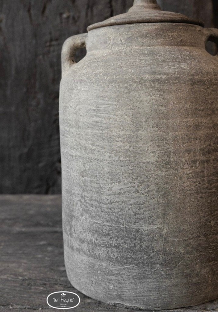 Stenen pot Old Barn steen grijs deksel stoer sober landelijk, Huis en Inrichting, Verzenden, Overige vormen, Handgemaakt, Steen of Aardewerk