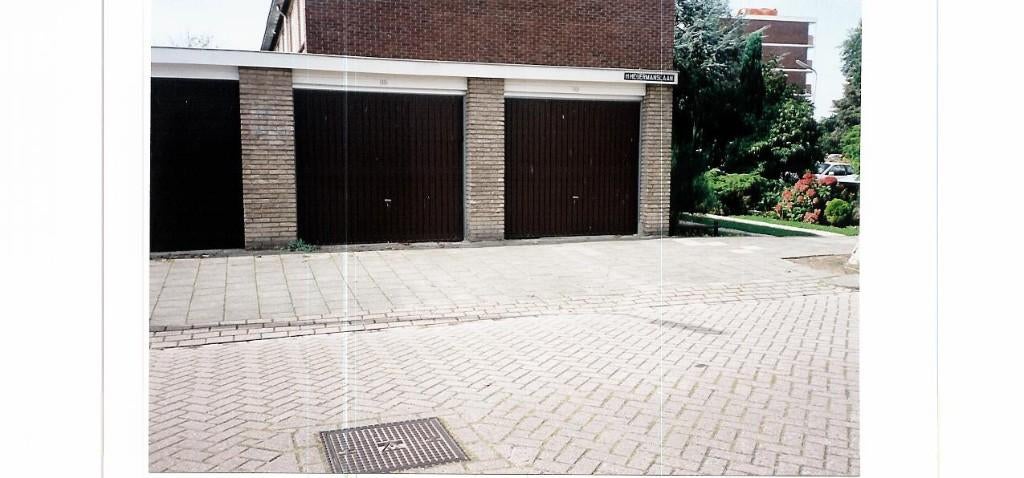 GARAGE OPSLAG TE HUUR WADDINXVEEN DE GENESTETLAAN, Auto diversen, Autostallingen en Garages