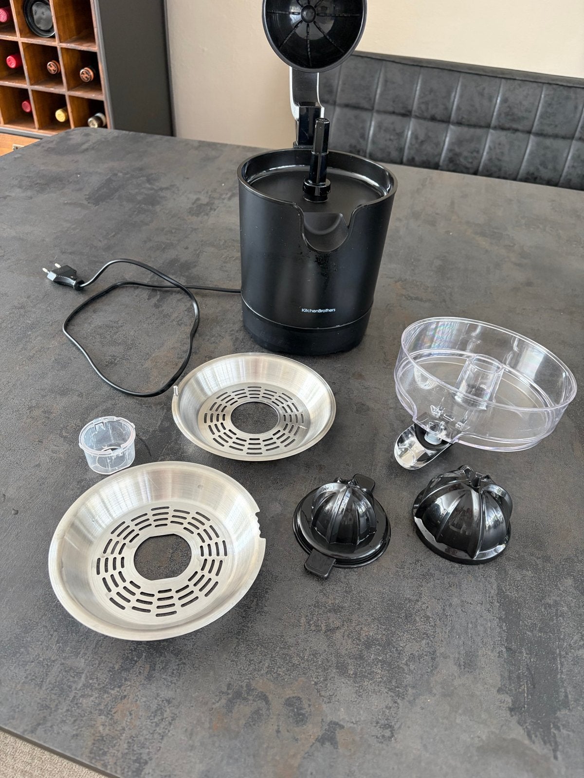 KitchenBrothers Citruspers - Zo goed als nieuw, Ophalen of Verzenden, Zo goed als nieuw, Elektrisch, Citruspers