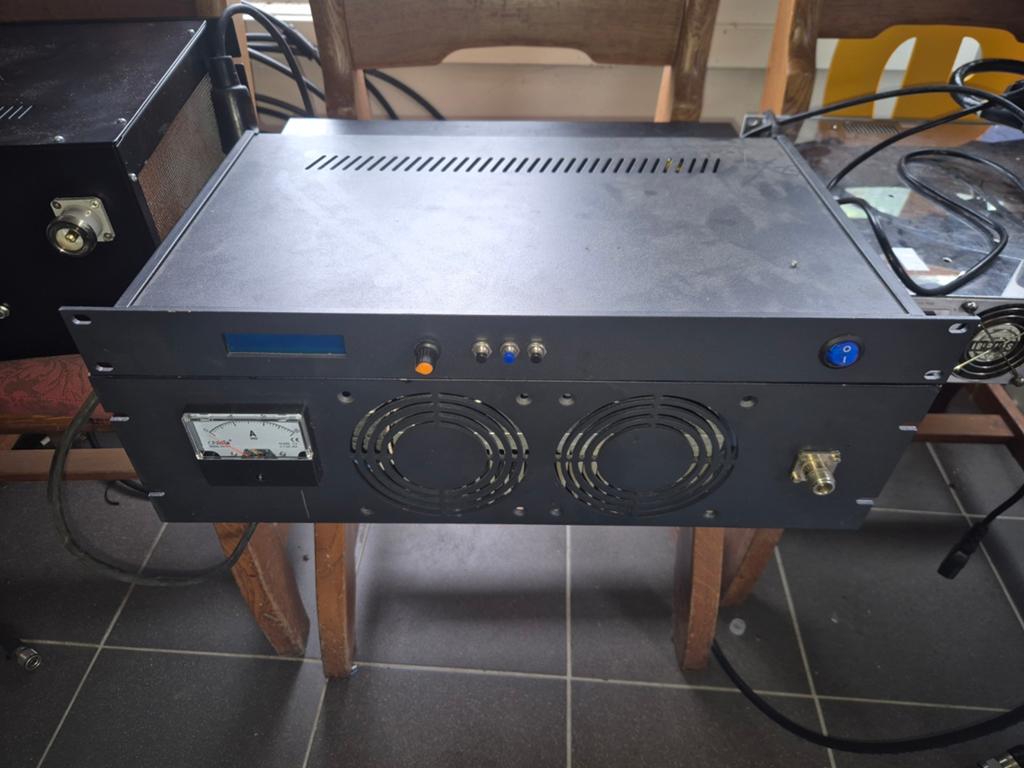 Nieuwe 1kw set fm, Ophalen of Verzenden, Nieuw, Zender