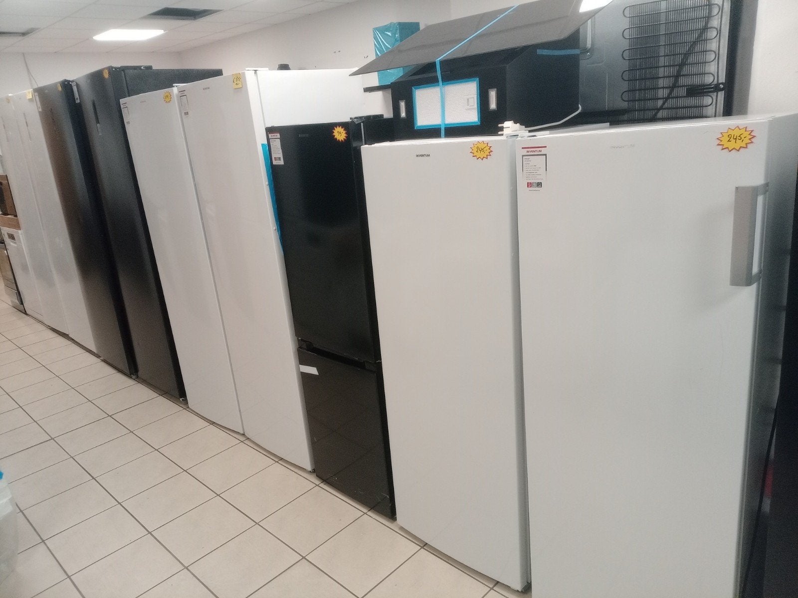 diverse vrieskasten vanaf € 245,- B-keus, Ophalen, 200 liter of meer, Met aparte vriezer, Nieuw