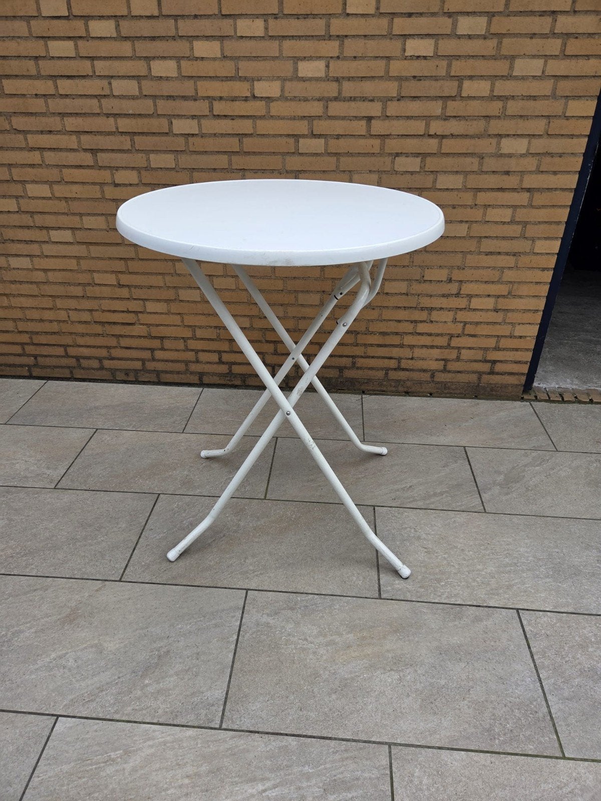 Witte Hangtafel - Hoogte 106 cm, Blad 85 cm Doorsnede, Ophalen, Gebruikt