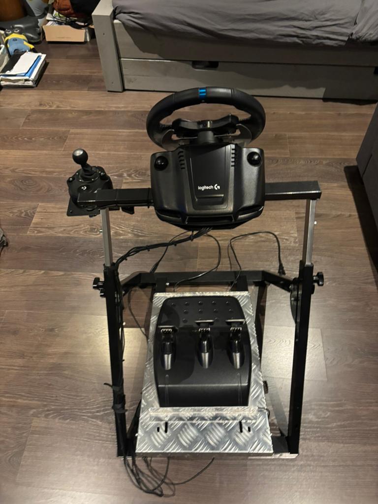 Logitech racestuur ps3/ps4, Ophalen, Zo goed als nieuw
