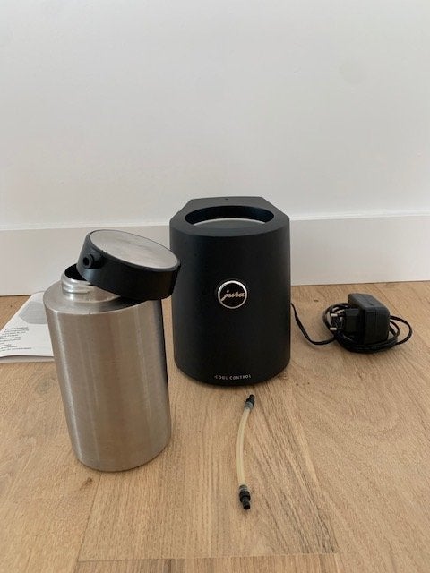 Jura Cool Control 1 liter melkkoeler voor perfect melkschuim, Witgoed en Apparatuur, Koffiemachine-accessoires, Ophalen, Zo goed als nieuw