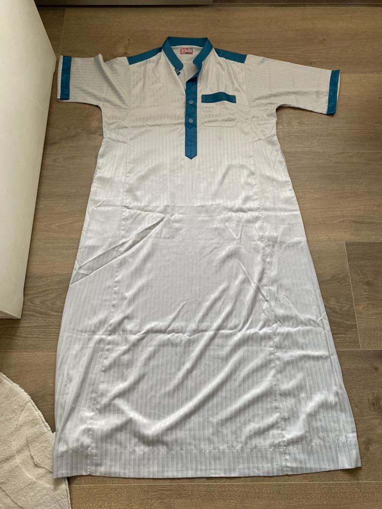 Witte Qamis /Thobe korte mouw maat M (56/24) nieuw, Ophalen of Verzenden, Nieuw