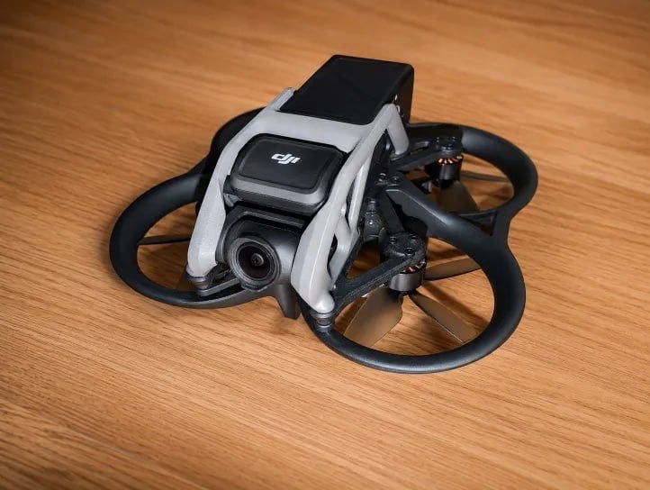 DJI Avata Fly More Combo., 30 tot 45 minuten, Ophalen of Verzenden, Zo goed als nieuw, DJI