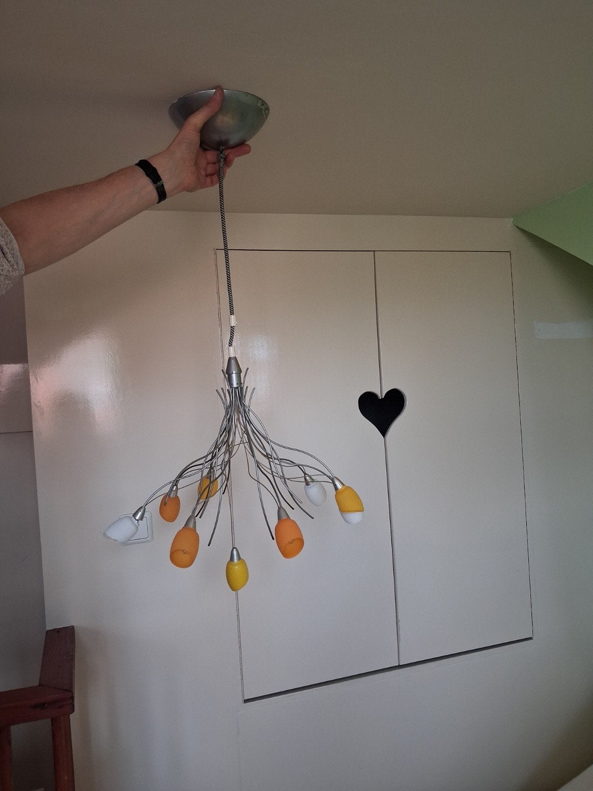 Speelse hanglamp met halogeen lampjes en gekleurde kapjes, Ophalen, Gebruikt, Modern, Speels, Glas