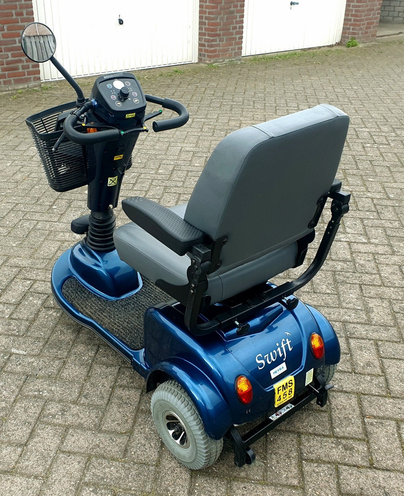Nette scootmobiel merk Sterling Swift, Afkim Breeze, Afkim Breeze, 46 km of meer, 11 t/m 15 km/u
