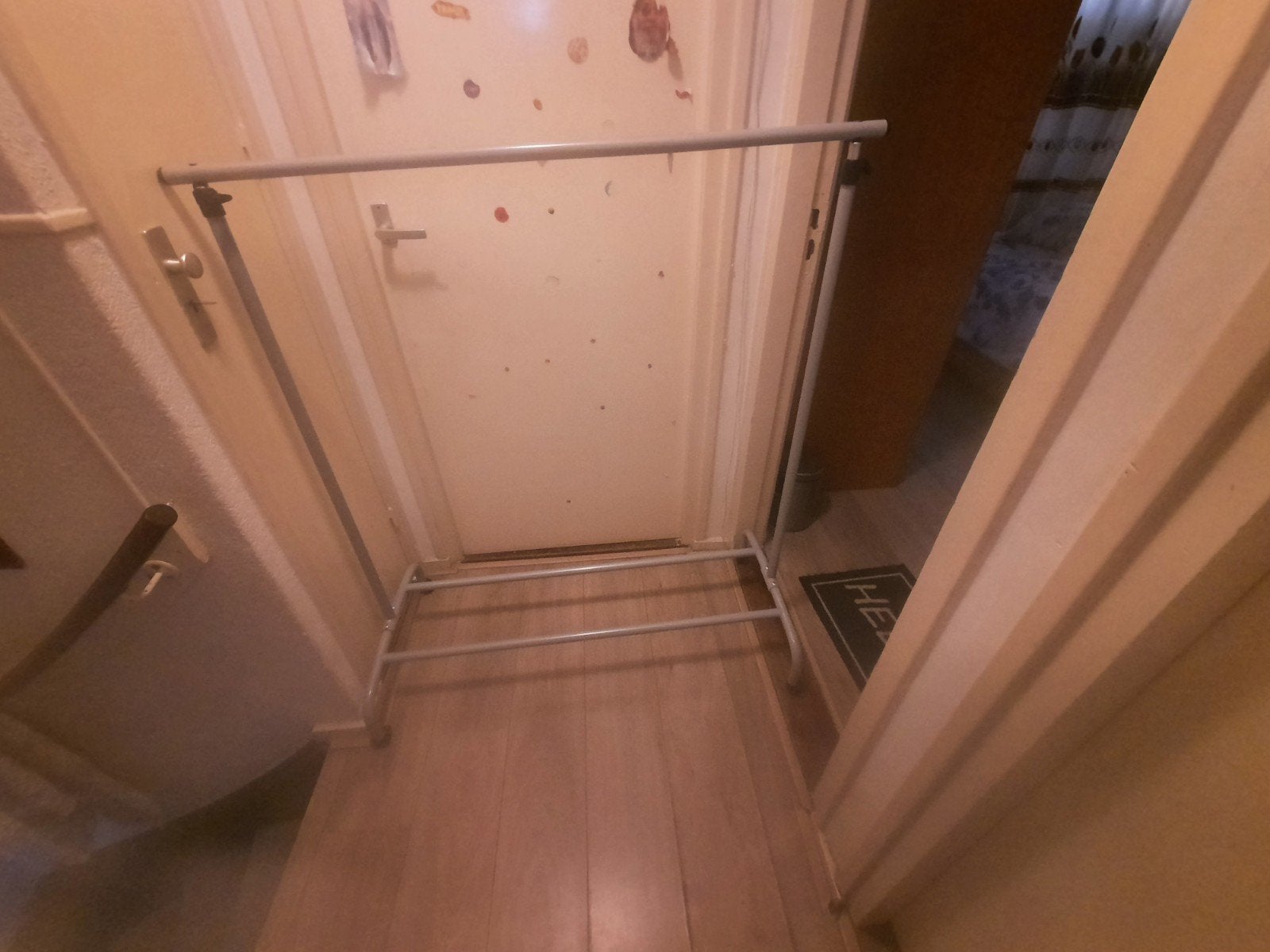 kleding rek, Ophalen