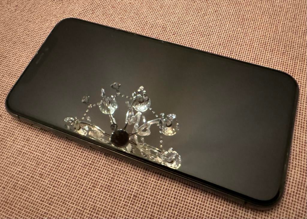 iPhone 11 Pro Space Grey 256 GB - Krasvrij + Originele Box, Telecommunicatie, Mobiele telefoons | Apple iPhone, 256 GB, 70 %, Verzenden