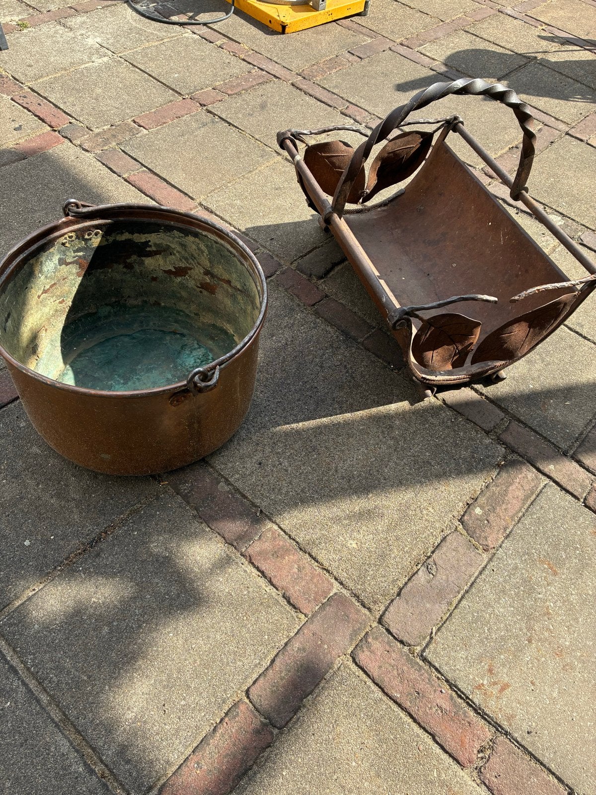 Roodkoperen bak en handgemaakte houtbak, Ophalen, Koper