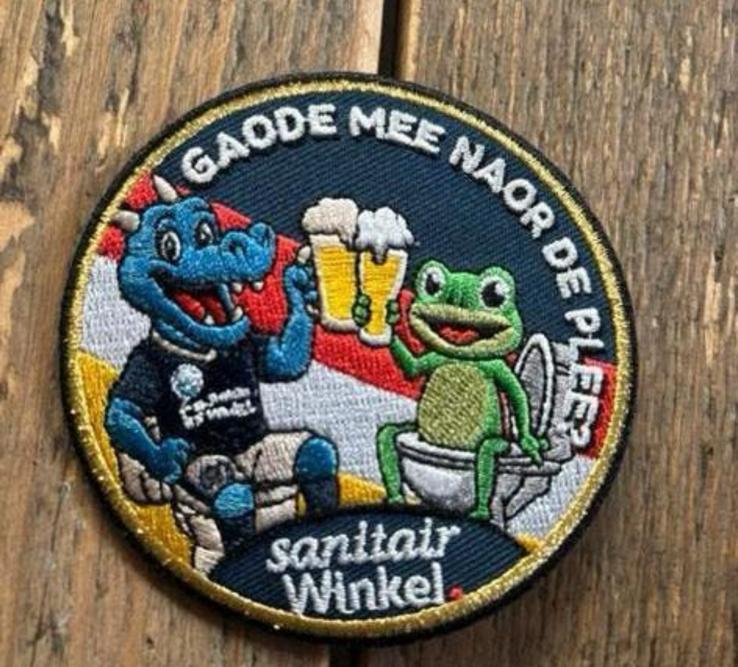 Mooi oeteldonk carnavalsembleem!! 5€, Ophalen of Verzenden, Zo goed als nieuw, Carnaval, Accessoires