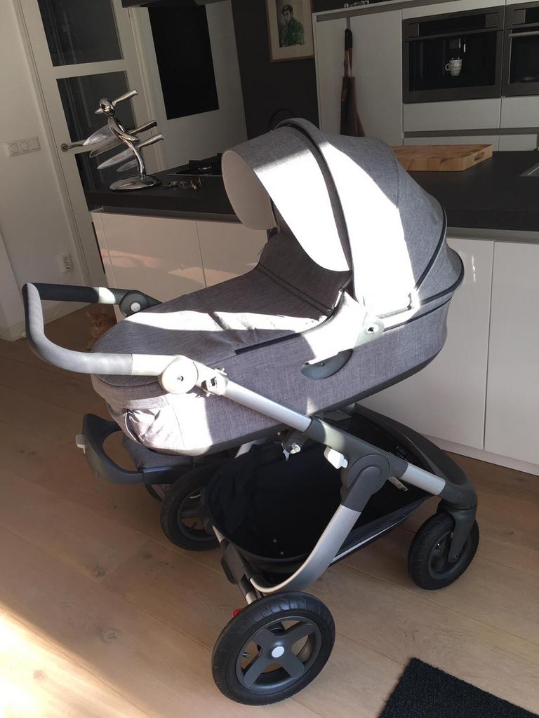 LAATSTE KANS Kinderwagen 3 in 1 stokke trailz grey/melange, Gebruikt, Verstelbare duwstang, Ophalen, Kinderwagen