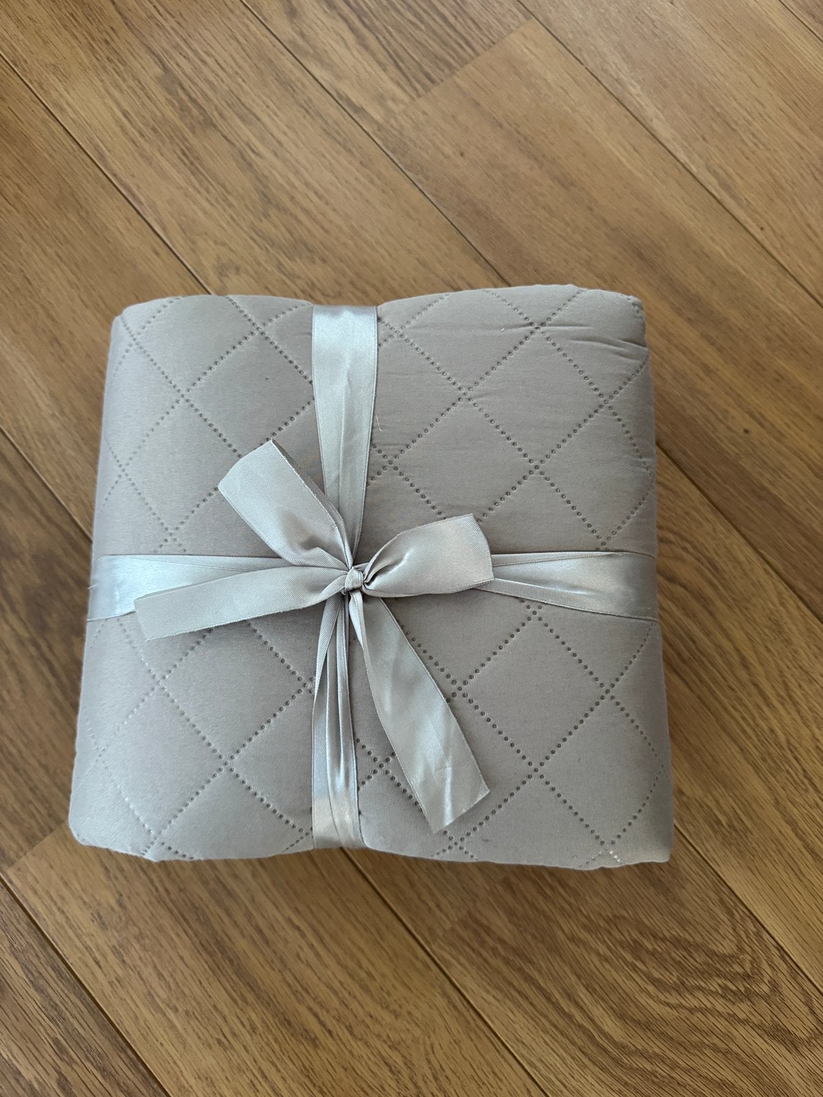Nieuwe bankhoes 3 zits taupe, Ophalen of Verzenden, Nieuw