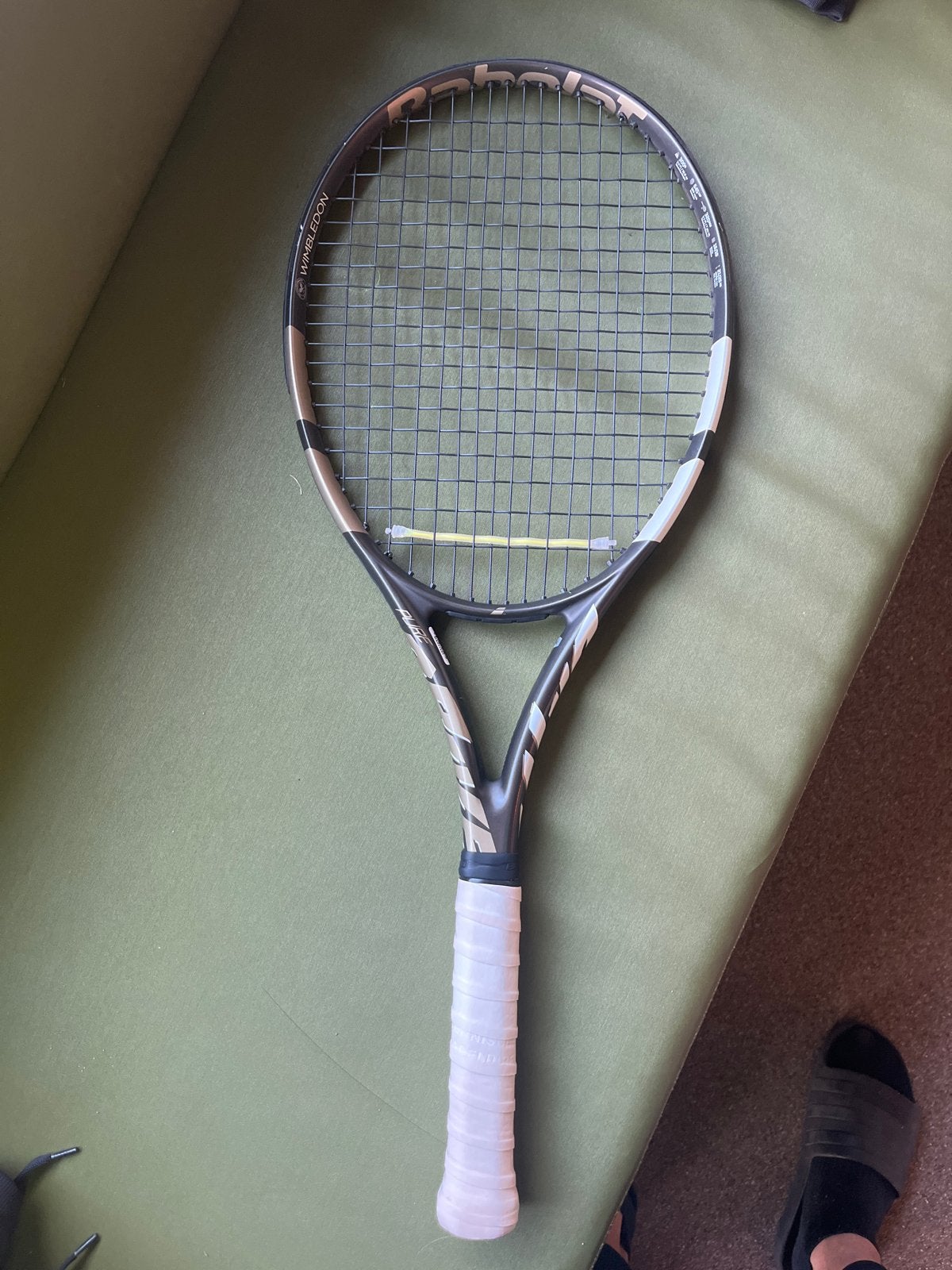 Babolat Pure Drive Wimbledon 2025 - Zo goed als nieuw, Sport en Fitness, L2, Ophalen of Verzenden, Zo goed als nieuw, Racket