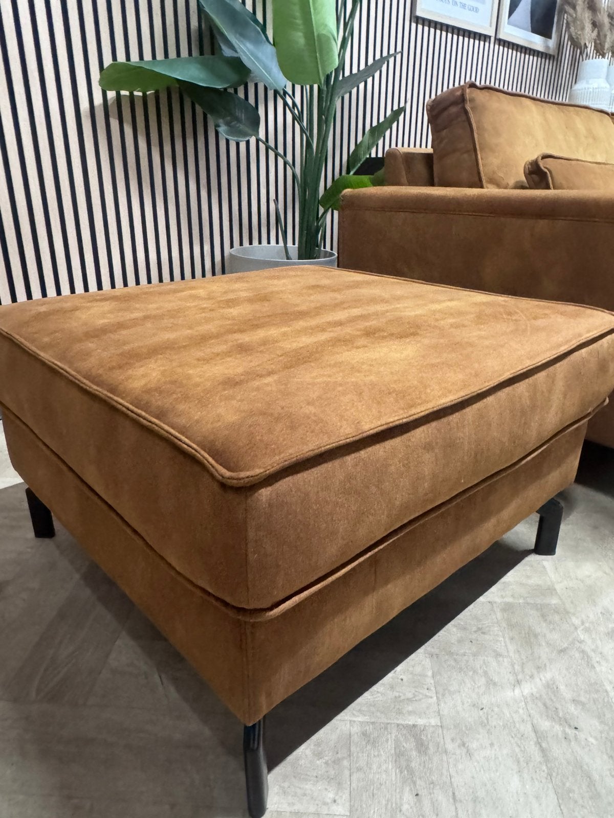 ZGAN! Velvet Velours Hoekbank met Hockers - Cognac - 293x265, 250 tot 300 cm, -, -, Hoekbank