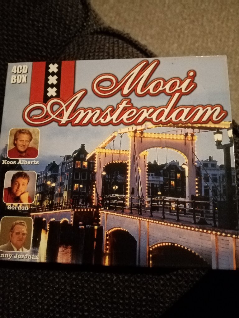 4 cd box Mooi Amsterdam in nette staat, Ophalen of Verzenden, Zo goed als nieuw, Overige genres