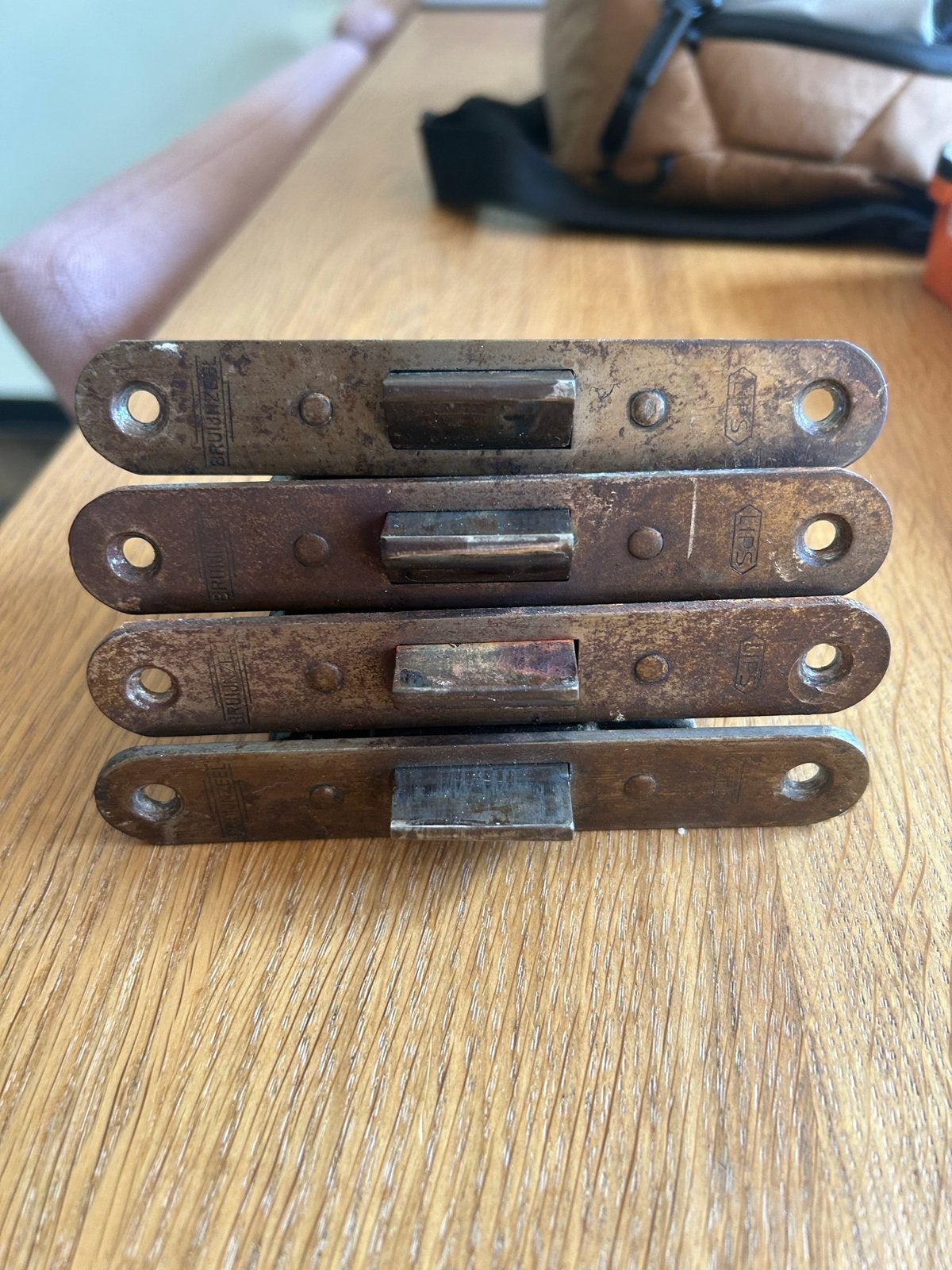 4 stuks oude Lips insteeksloten - 133mm voorplaat, Ophalen of Verzenden, Gebruikt, IJzer, Slot