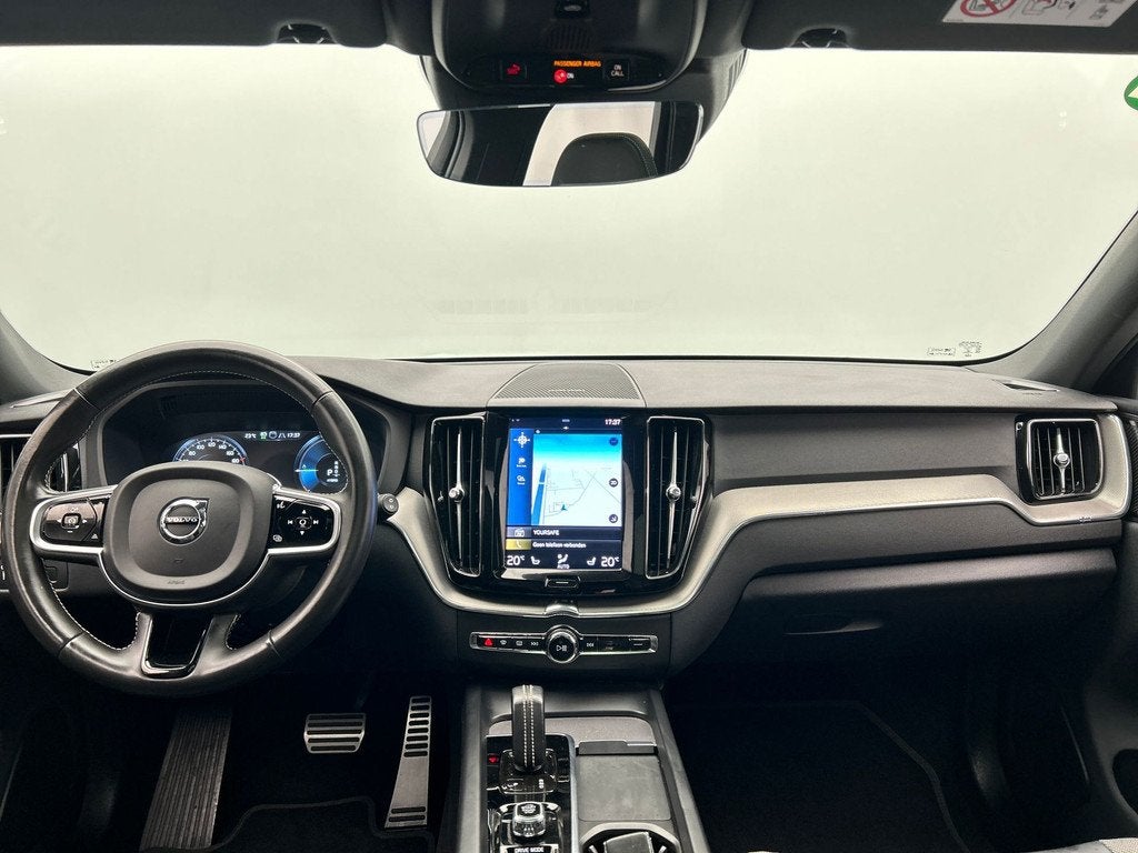 Volvo XC60 2.0 Recharge T8 AWD R-Design HEICO | Trekhaak | S, Auto's, Volvo, Gebruikt, 1969 cc, Leder en Stof, Plug-in hybride