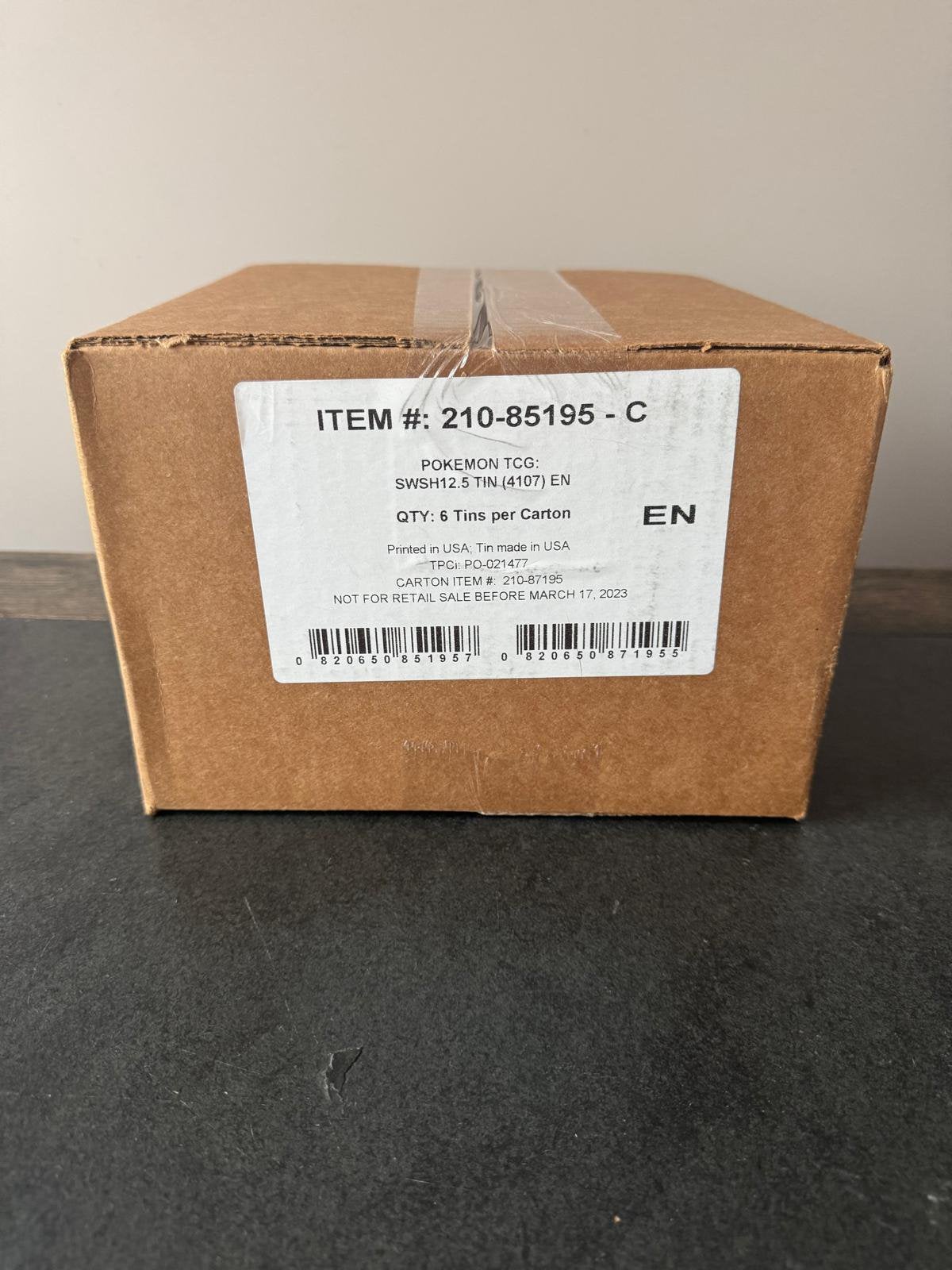 Pokemon Crown Zenith Tin Case SEALED!, Ophalen of Verzenden, Nieuw, Boosterbox, Foil
