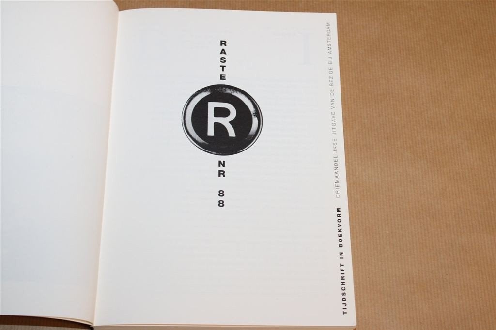Varlam Sjalamov — Raster 88 — Kampliteratuur & Goelag, Boeken, Ophalen of Verzenden, Gelezen