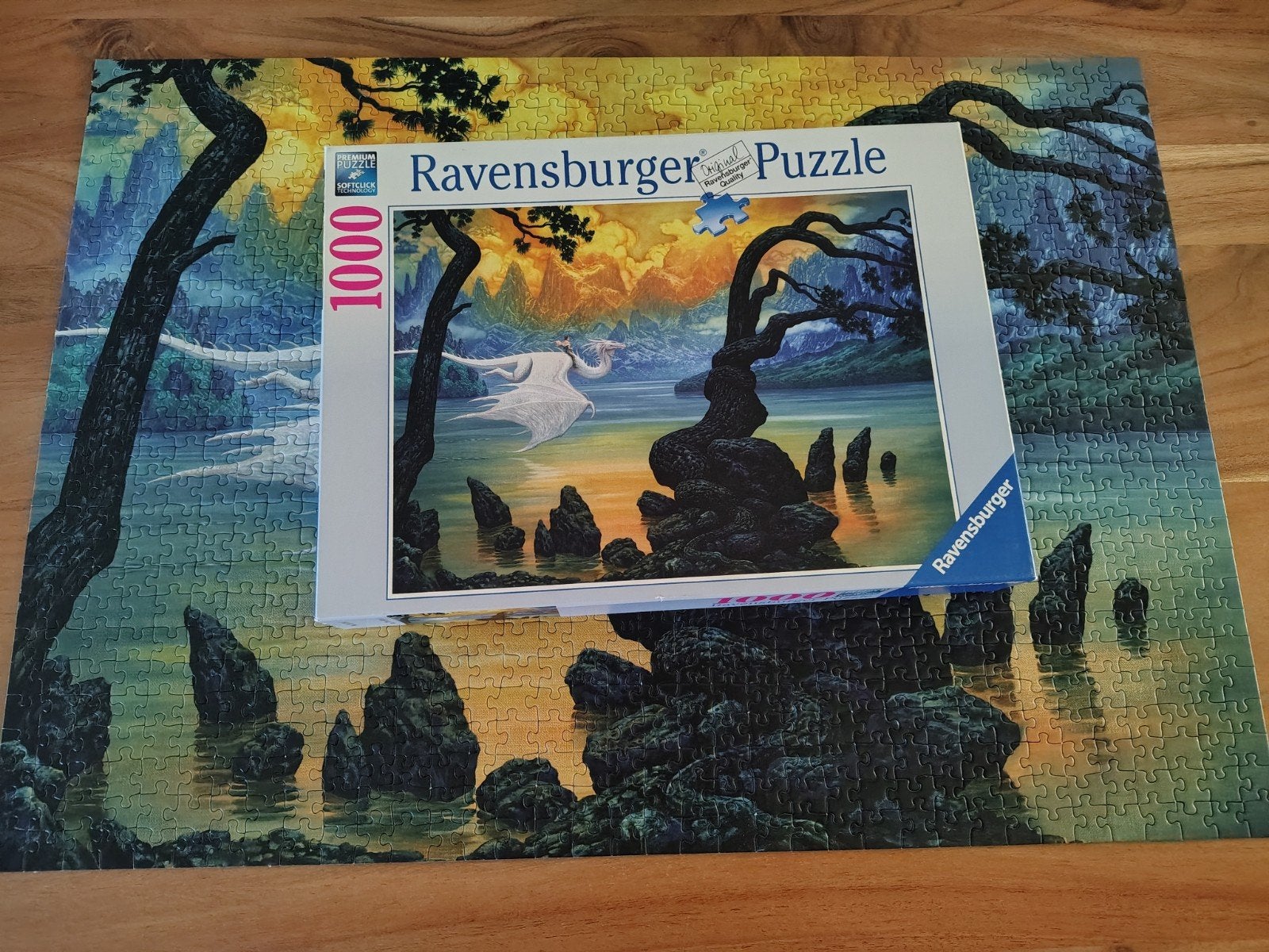 Mooie puzzel van Ravensburger 1000 stukjes drakenrijder, Ophalen of Verzenden, 500 t/m 1500 stukjes, Zo goed als nieuw, Legpuzzel