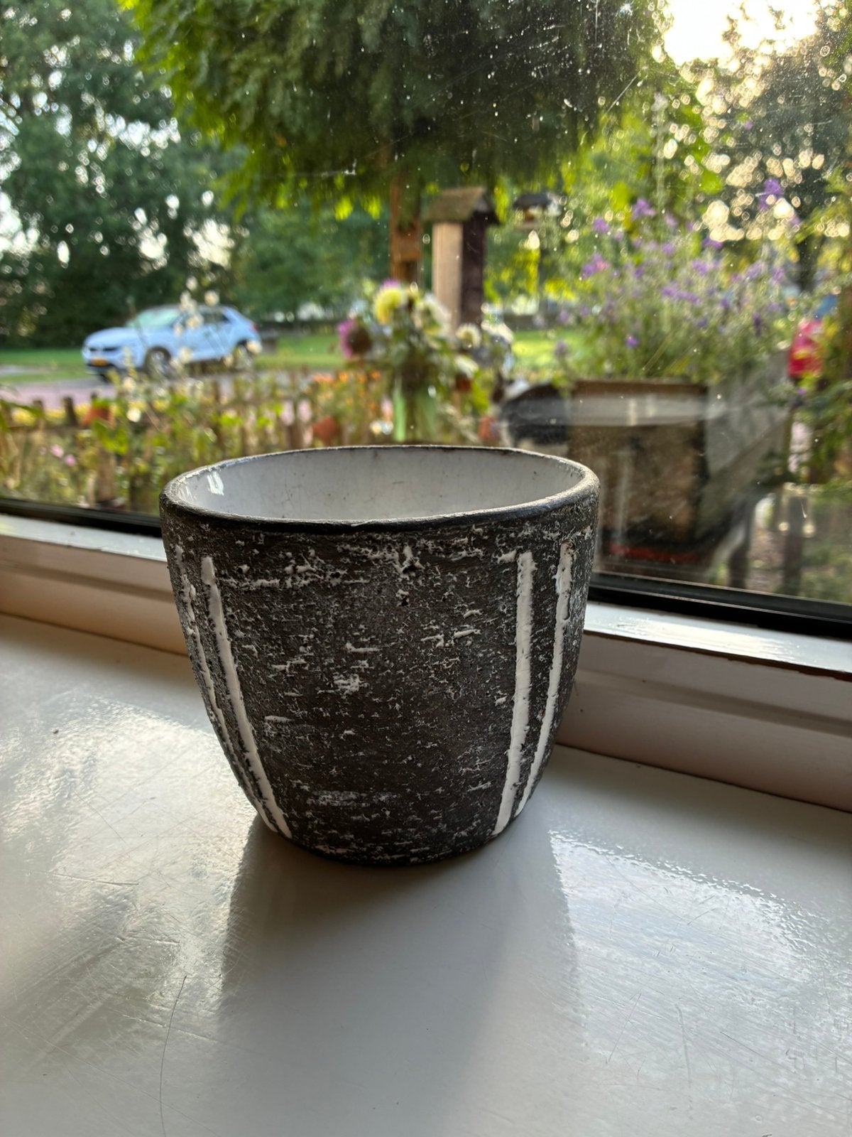 Vintage West Raven bloempot, Rond, Ophalen of Verzenden, Zo goed als nieuw, Aardewerk