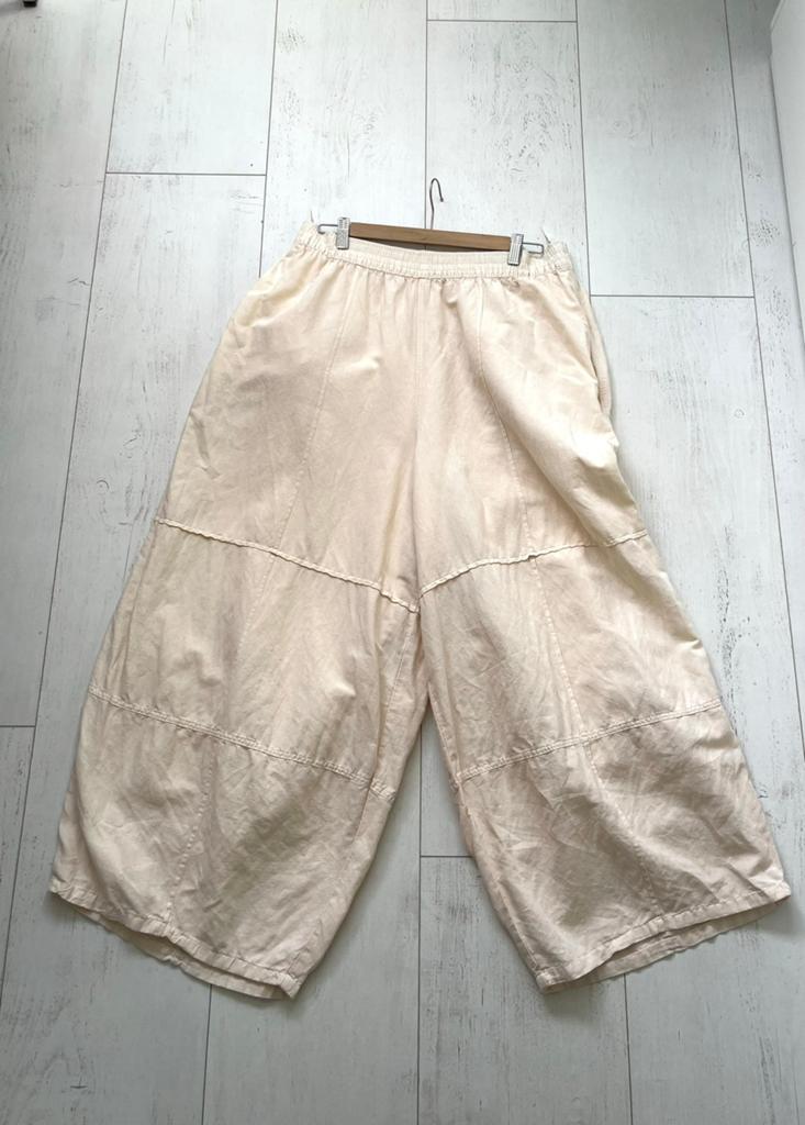 Dhio: mooie linnen ecru ballonbroek maat L- XL, Verzenden, Geel, Maat 46/48 (XL) of groter, Zo goed als nieuw